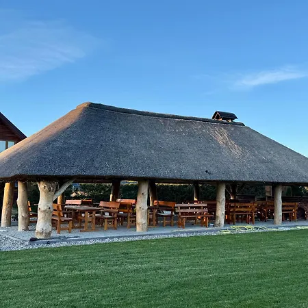 Kraina Dauby Holiday home Wielowies (Warmian-Masurian)